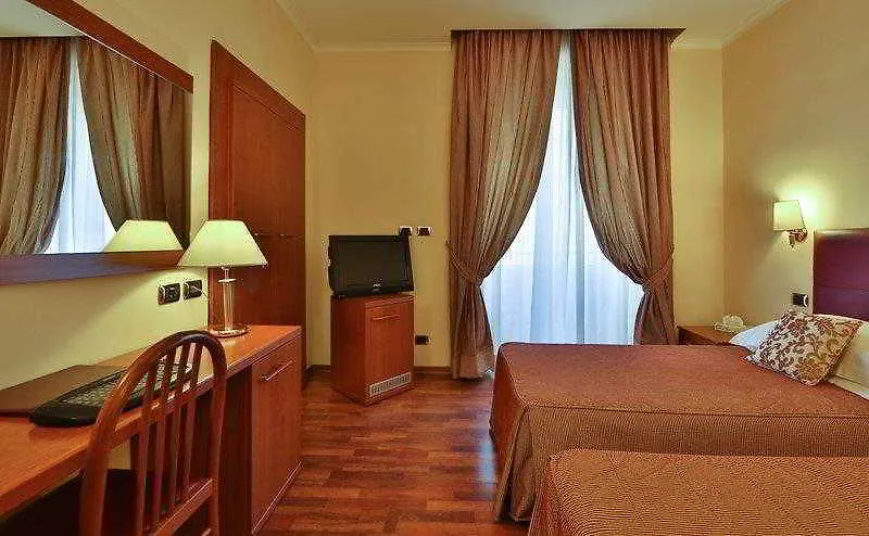 Hotel Mondial Рим