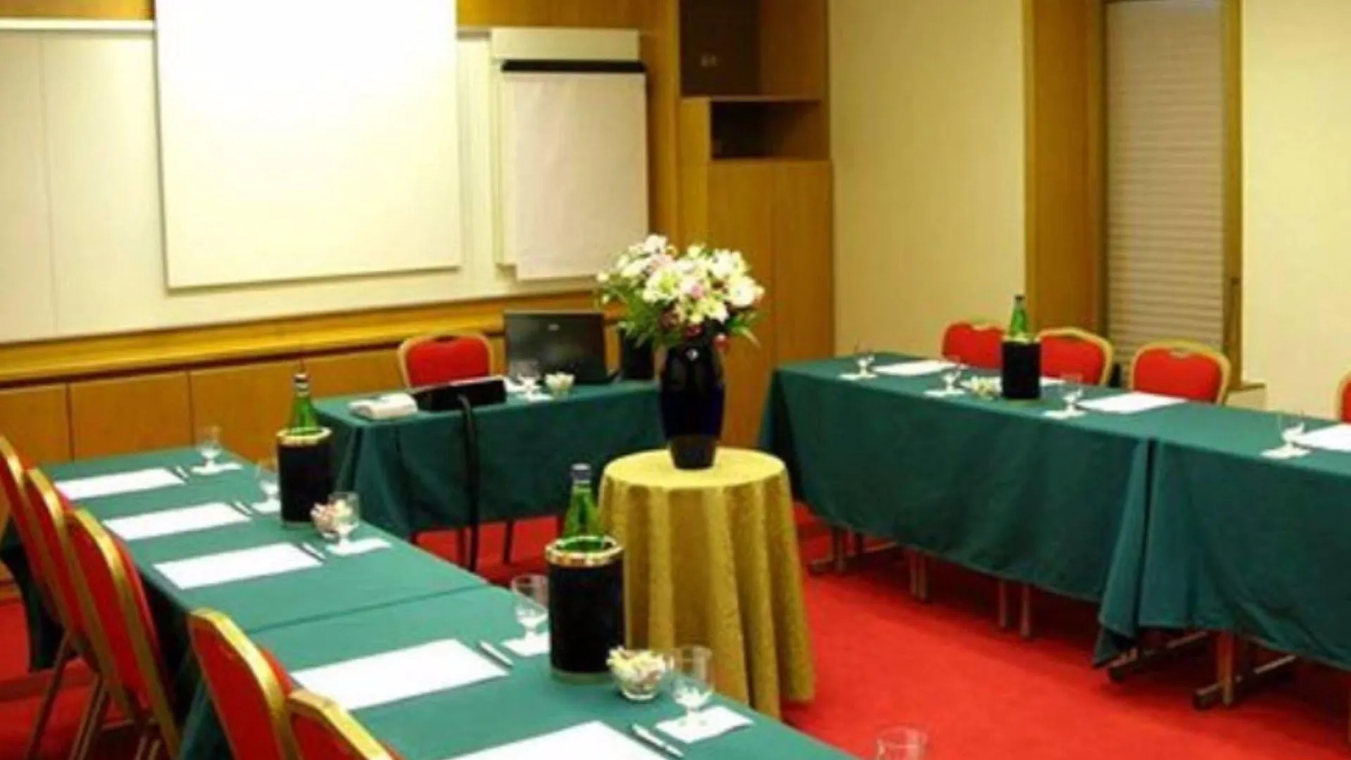 Hotel Mondial Рим