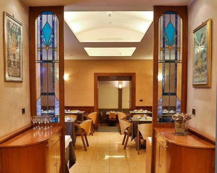 Hotel Mondial Rome