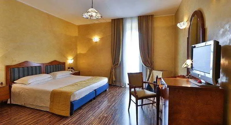 ****  Hotel Mondial Roma Italia
