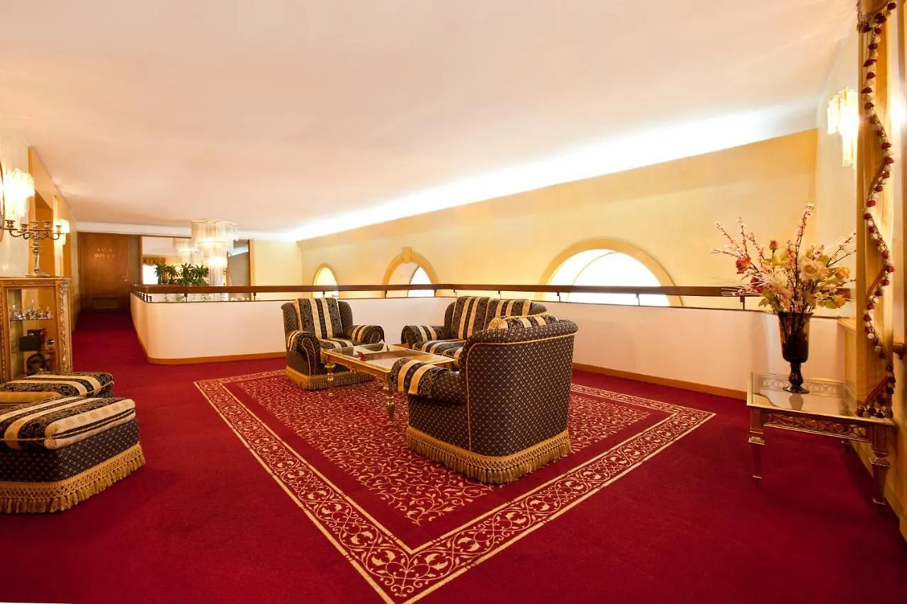 Hotel Mondial Rome