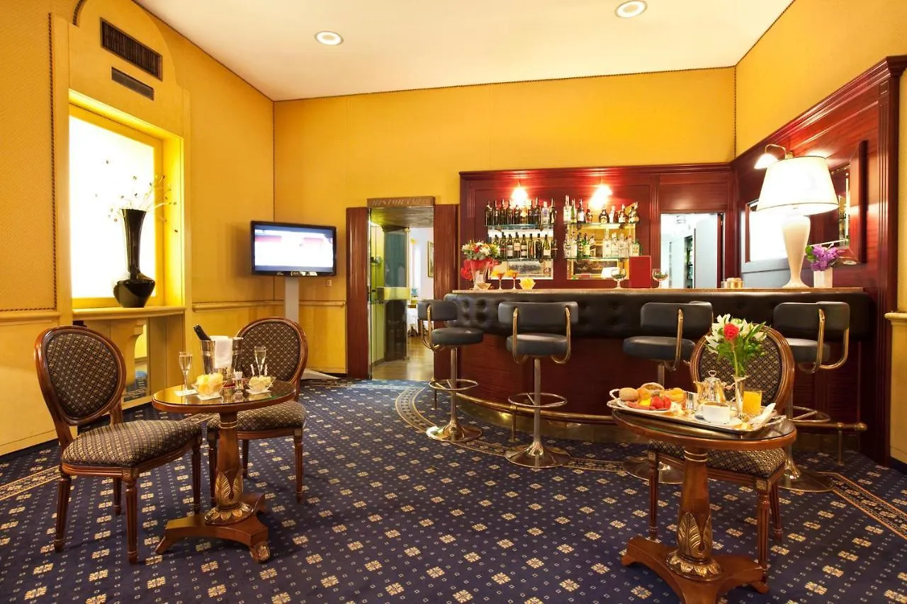 Hotel Mondial Rome
